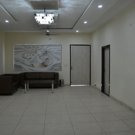 Heaven Blu Hotel & Resort Амритсар Екстериор снимка