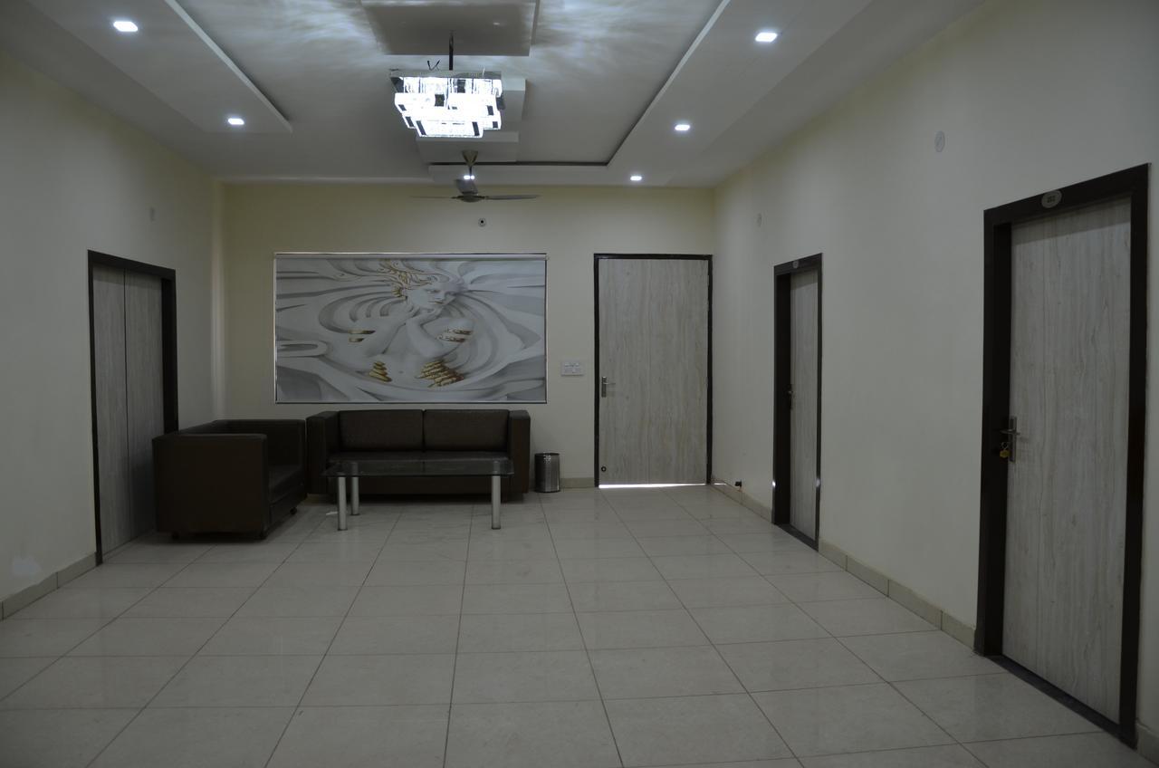 Heaven Blu Hotel & Resort Амритсар Екстериор снимка