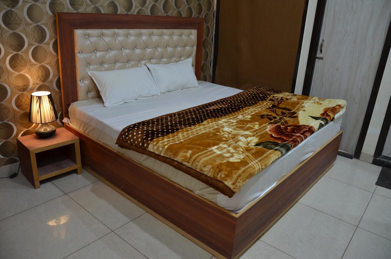 Heaven Blu Hotel & Resort Амритсар Екстериор снимка